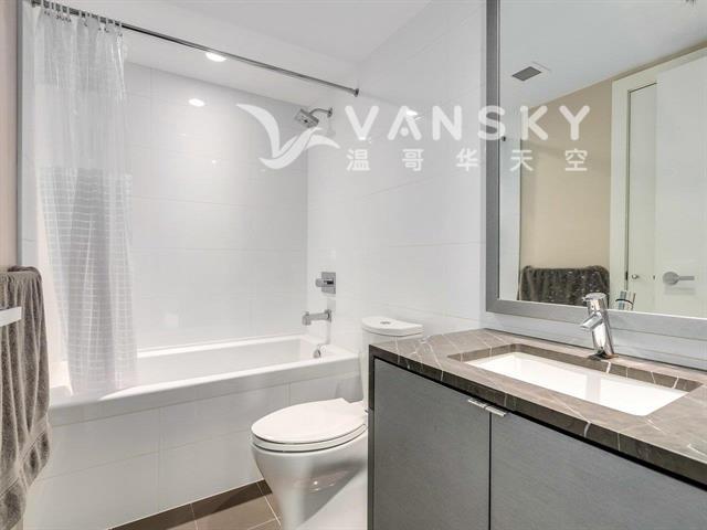 220713153301_2nd washroom.jpg